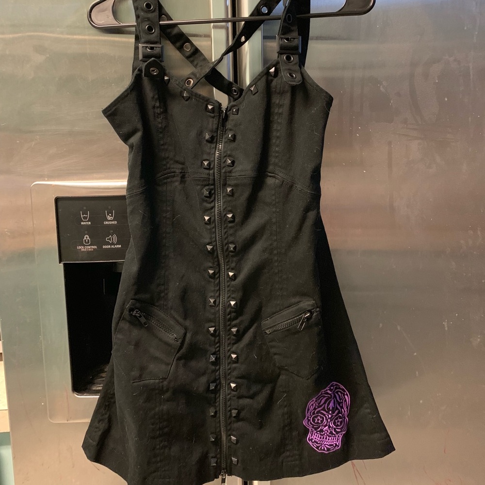 Goth purple dress with skull
